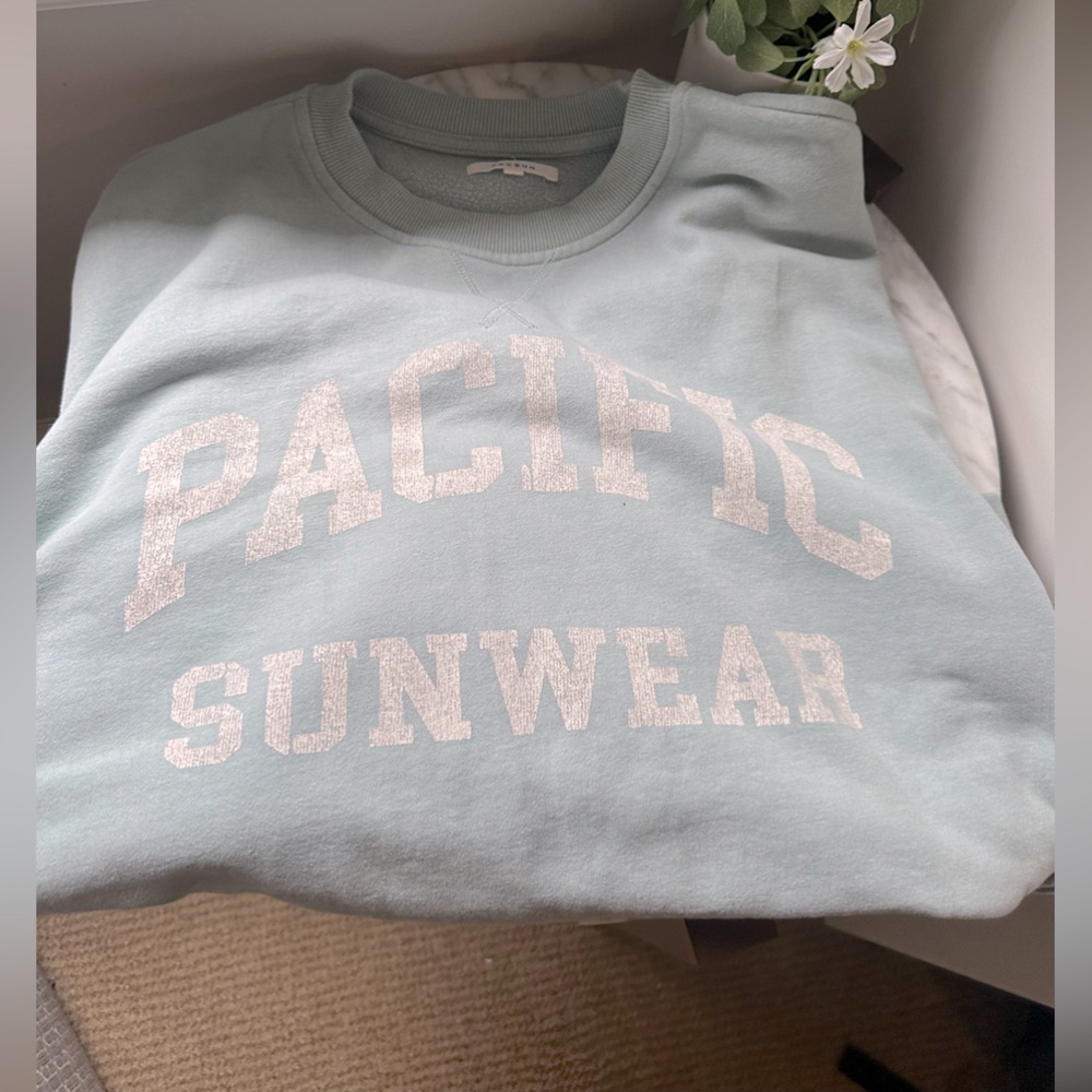 Pacsun crewneck
